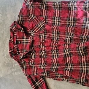 Wild and fable xs mens plaid shirt mostly red